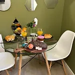 Apartamento Appart'terrasse - 20mn Stade U Arena - Champs Elysees - Rer A *