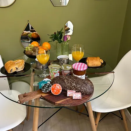 Apartamento Appart'terrasse à 20 Min Des Champs élysées