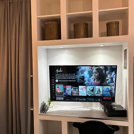 Appart'terrasse à 20 Min Des Champs élysées Apartamento *